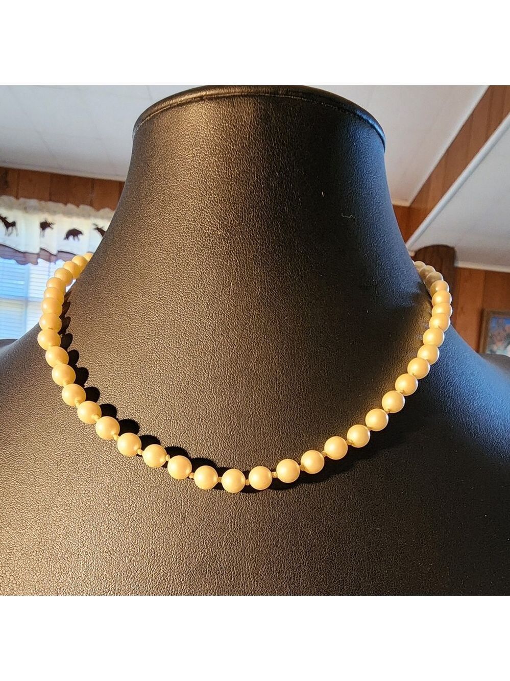 Vintage Marvella 16" Single-Strand Faux Pearl Necklace